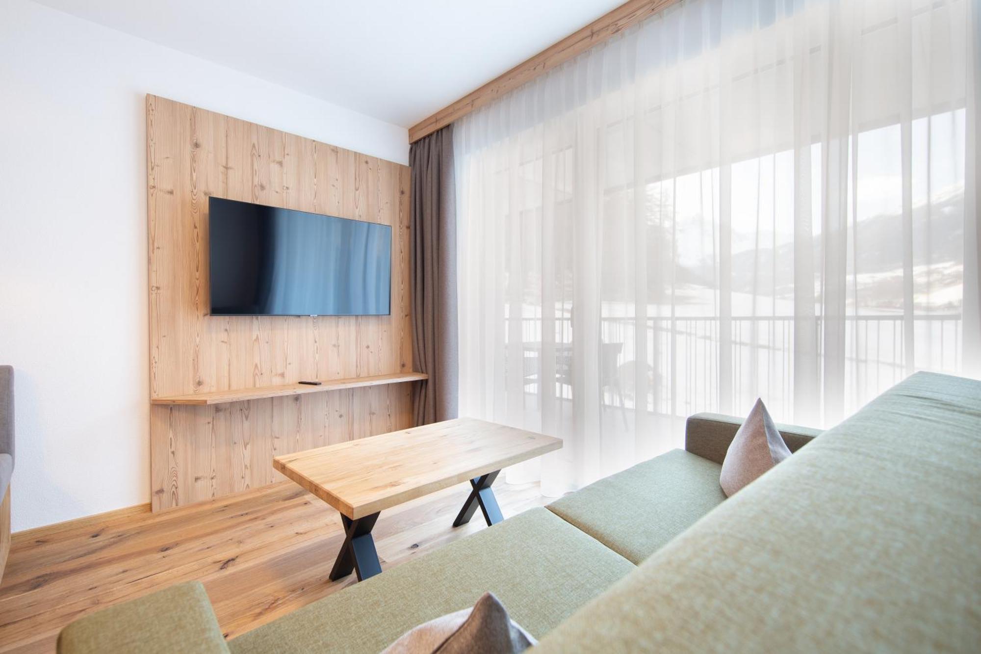 A Casa Granat Apartment Сьолден Екстериор снимка